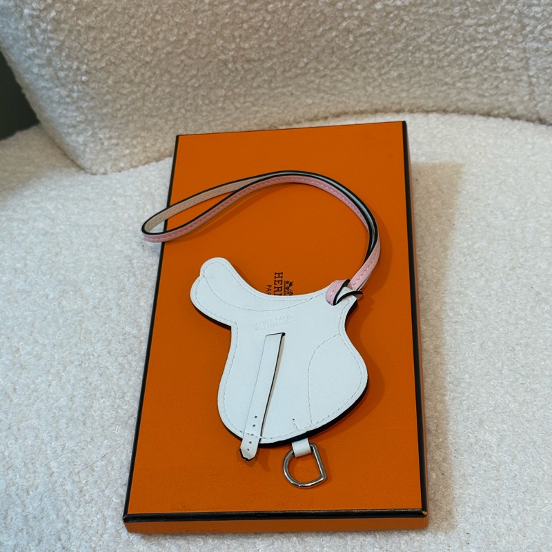 Hermes Sakura Paddock charm-2
