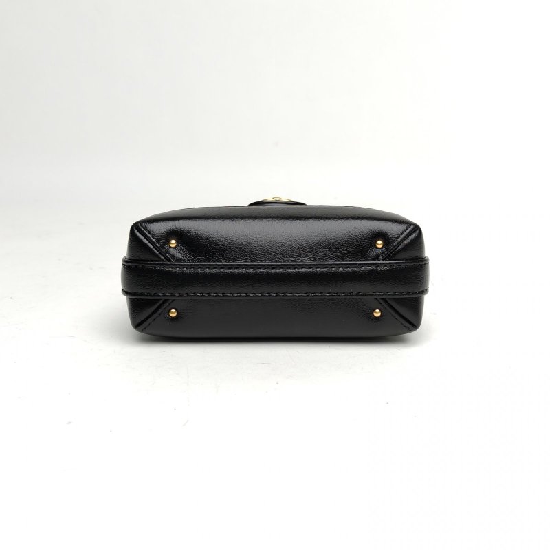 CHANEL 24A醫生包/超mini黑色羊皮鐳射標金扣肩背包-4