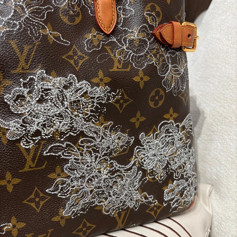 Lv Dentelle Batignolles Horizontal Tote M95400-5