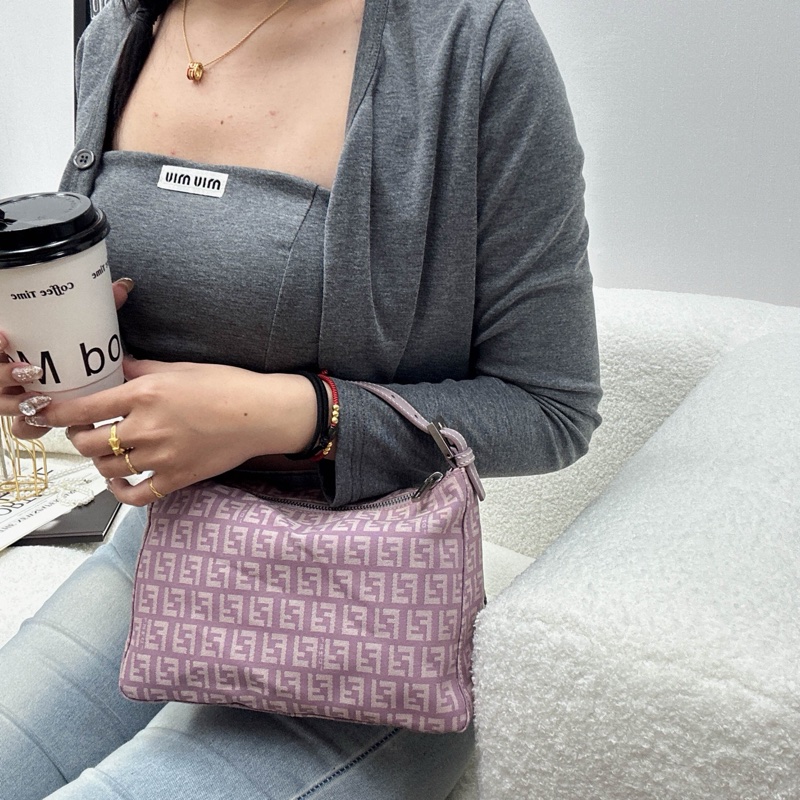 【赫蒂國際精品】Fendi 芬迪 淺紫色迷你手拿包 vintage-1