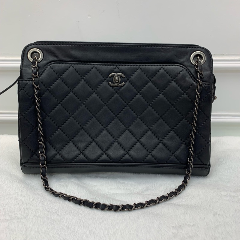 中古包🖤Chanel黑色小羊皮金屬鎖鏈肩背袋-1