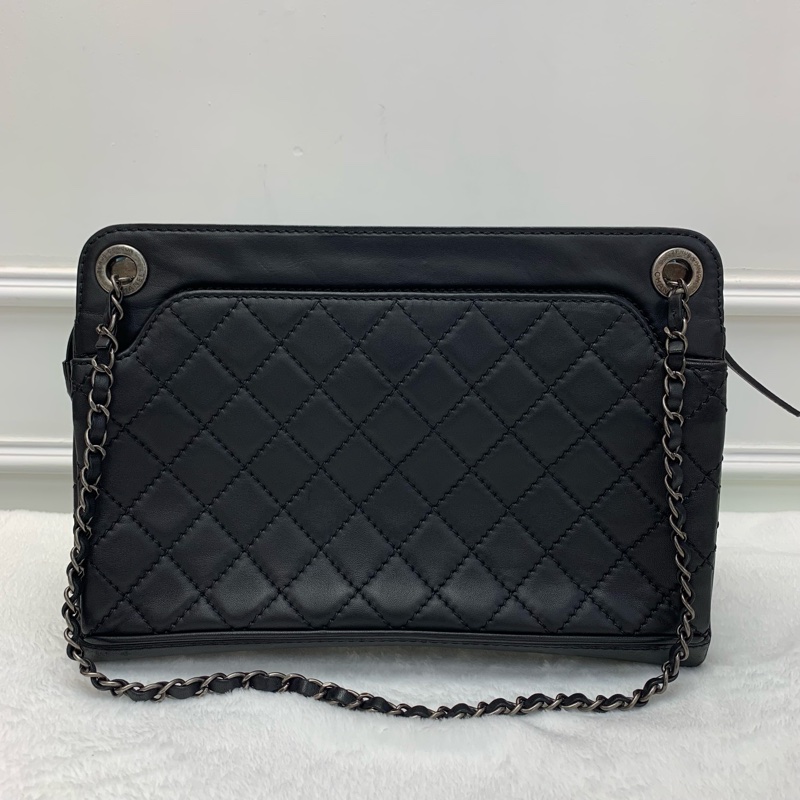 中古包🖤Chanel黑色小羊皮金屬鎖鏈肩背袋-2