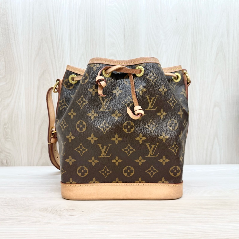 LV✨原花束口BB抽繩水桶包M46983-1