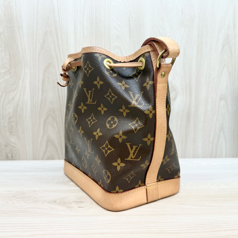 LV✨原花束口BB抽繩水桶包M46983-3