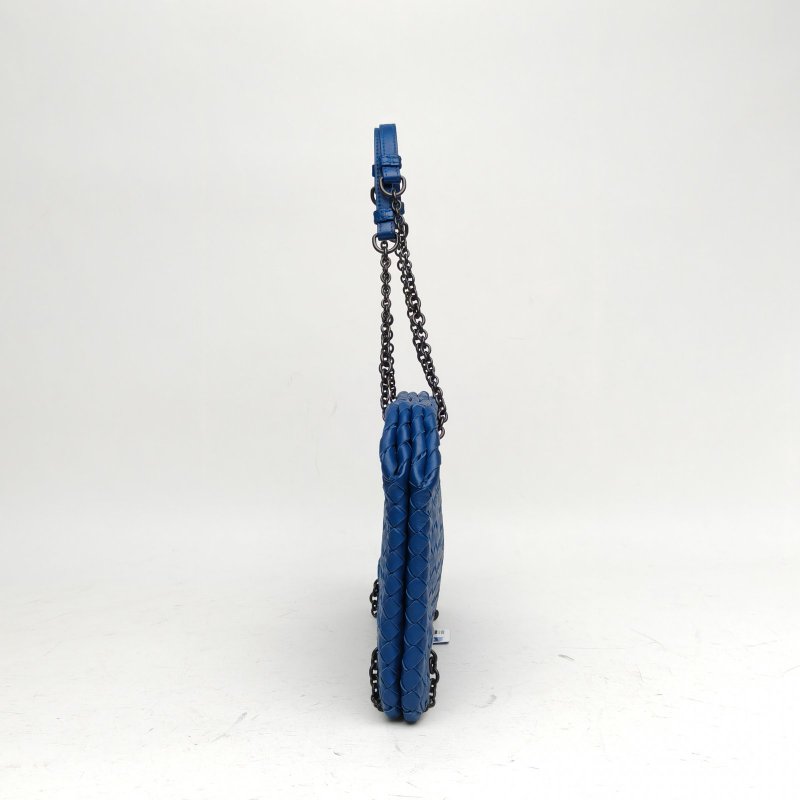 BOTTEGA VENETA 藍色羊皮斜挎包肩背包-1