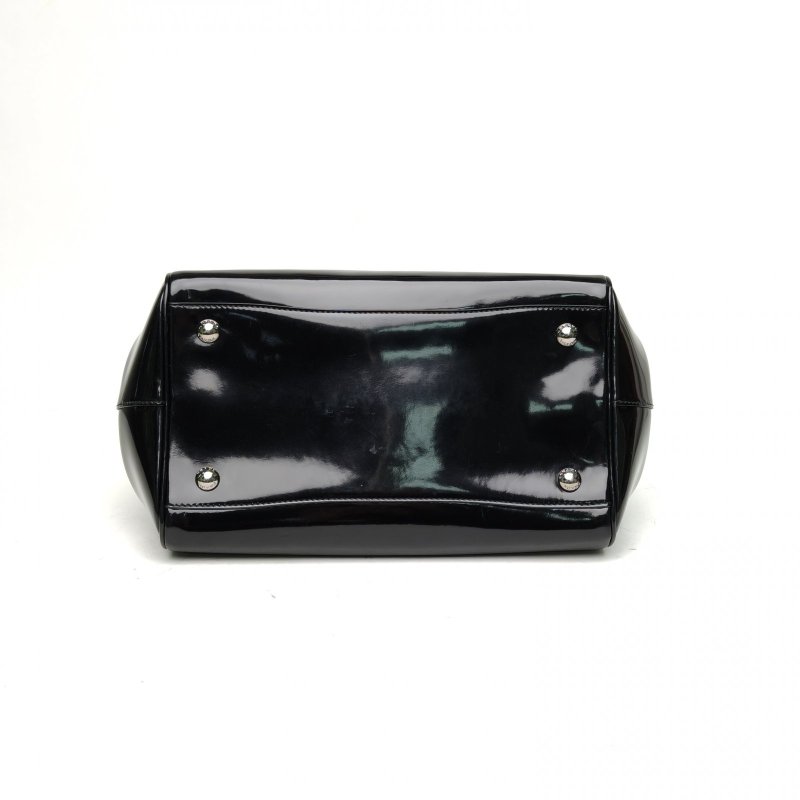 PRADA 黑色漆皮銀扣手提包肩背包-4