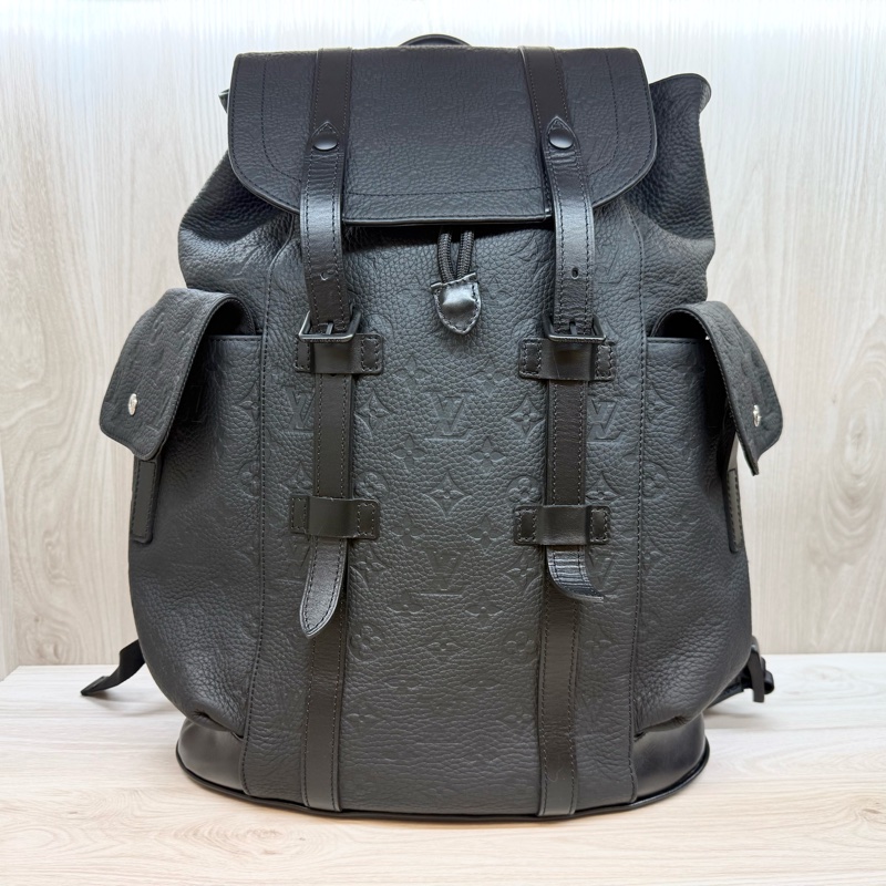 LV🖤黑牛皮Christopher MM後背包M20899-1