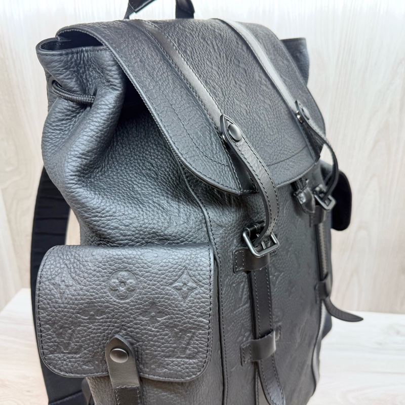 LV🖤黑牛皮Christopher MM後背包M20899-10