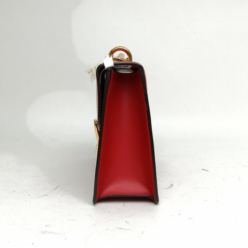 GUCCI Sylvie塞爾維亞絲帶包小號紅色牛皮金扣肩背包-1