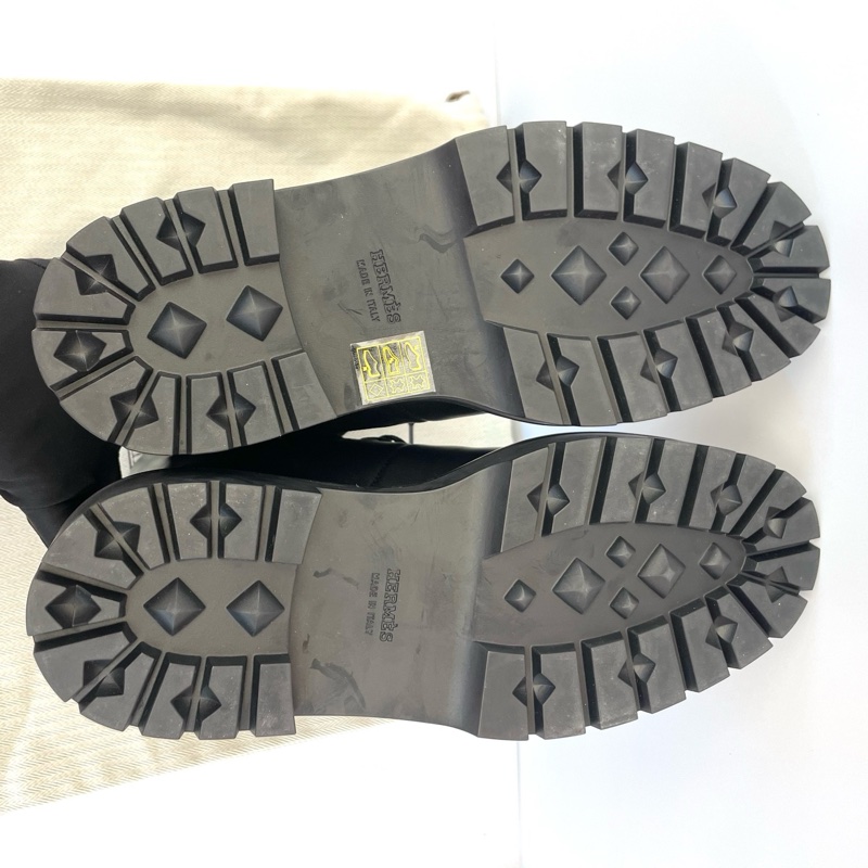 僅試穿Hermes 愛馬仕25秋冬銀扣馬丁靴 37.5碼 配塵袋-7