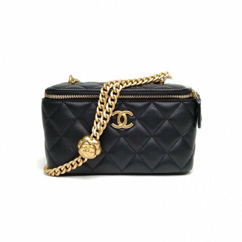 CHANEL 長盒子化妝包黑色羊皮鐳射標金扣山茶花調節扣肩背包