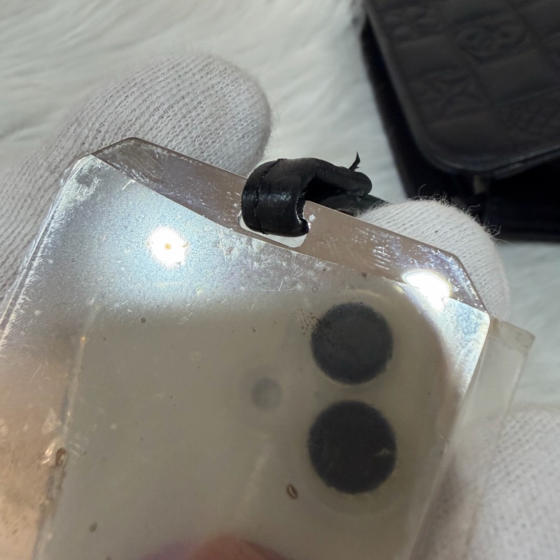 CHANEL A28587 黑羊皮 銀釦 拉鍊 化妝包 萬用包-29