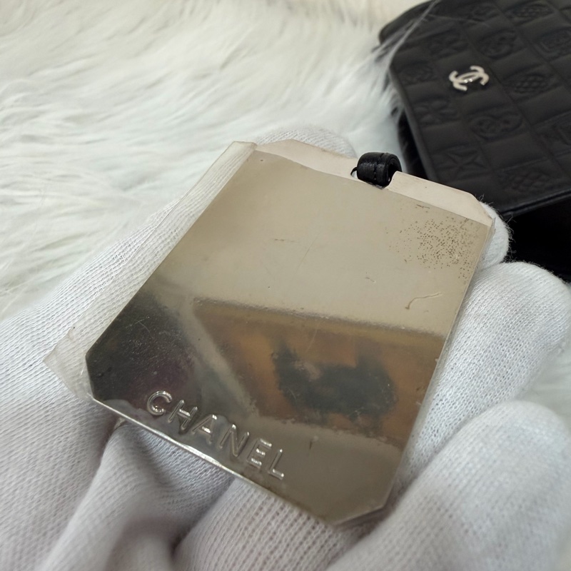 CHANEL A28587 黑羊皮 銀釦 拉鍊 化妝包 萬用包-32