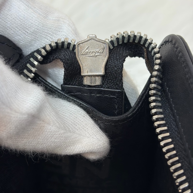 CHANEL A28587 黑羊皮 銀釦 拉鍊 化妝包 萬用包-43