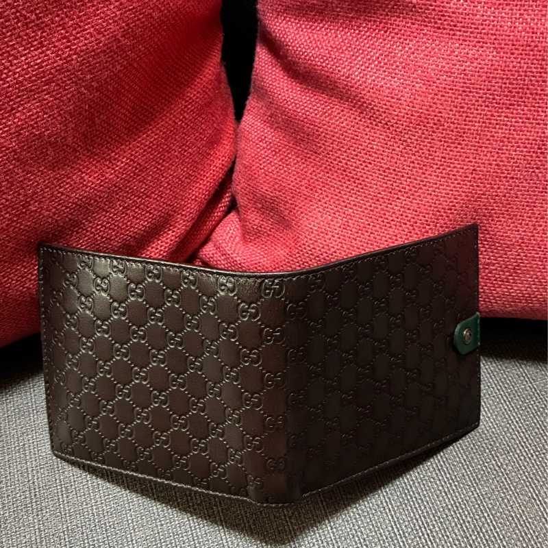 GUCCI 咖啡色壓紋短夾-9