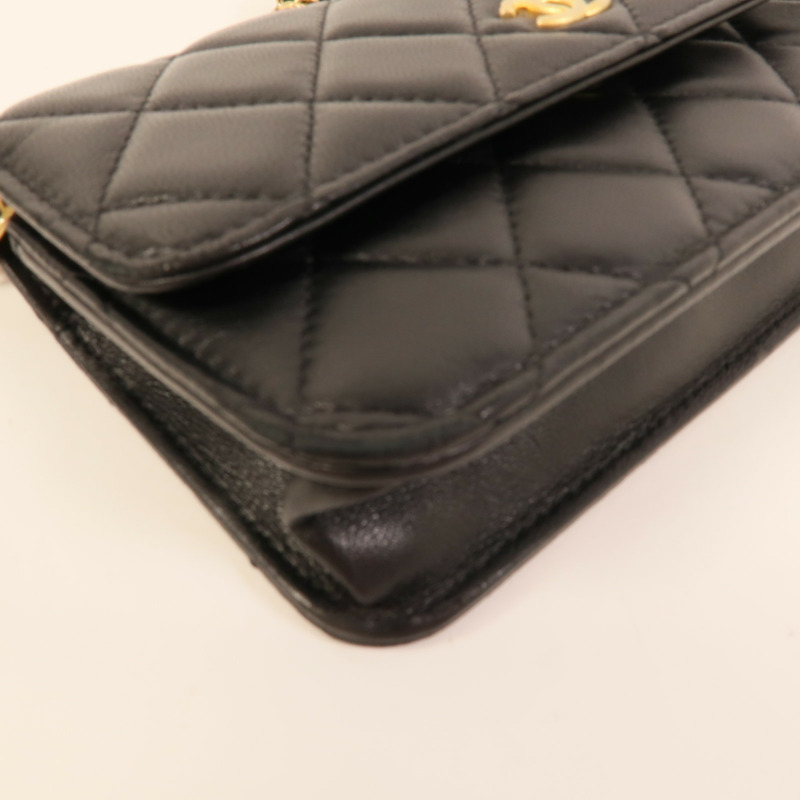 CHANEL 羊皮皮革Phone Bag肩背袋-11