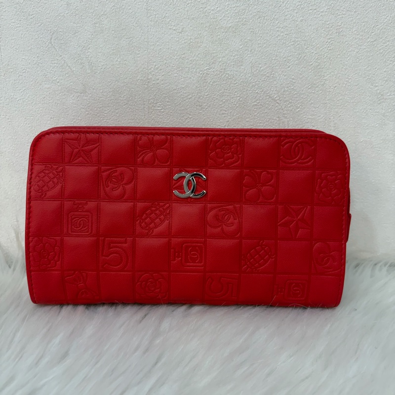 CHANEL A28587 紅羊皮 銀釦 多元素 拉鍊 化妝包 萬用包-0