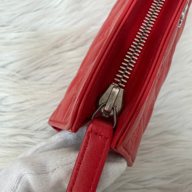 CHANEL A28587 紅羊皮 銀釦 多元素 拉鍊 化妝包 萬用包-8