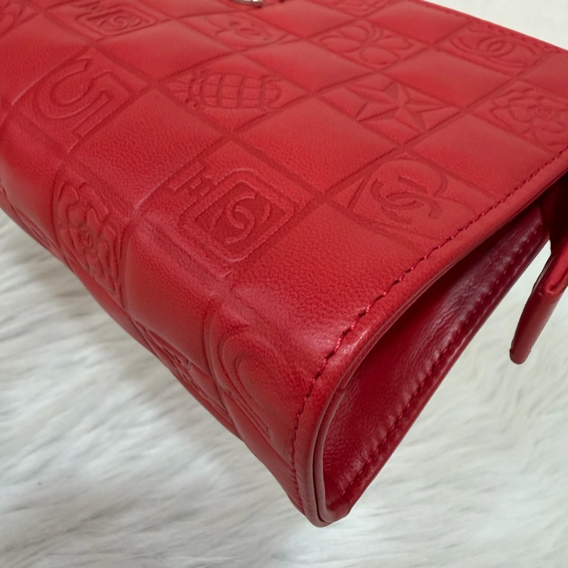 CHANEL A28587 紅羊皮 銀釦 多元素 拉鍊 化妝包 萬用包-13