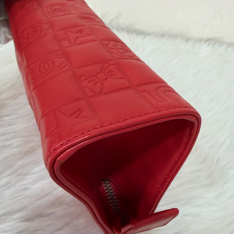 CHANEL A28587 紅羊皮 銀釦 多元素 拉鍊 化妝包 萬用包-14