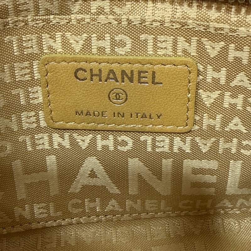 CHANEL A28587 紅羊皮 銀釦 多元素 拉鍊 化妝包 萬用包-33