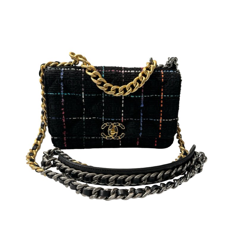 Unused CHANEL 19 Tweed Chain Shoulder Bag Black GHW-0