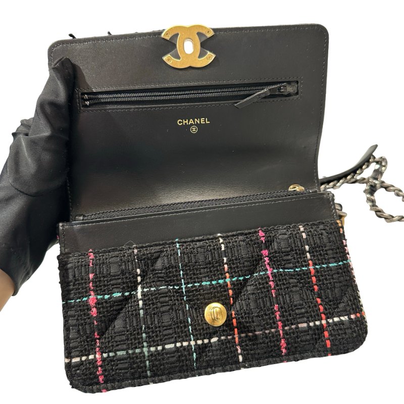 Unused CHANEL 19 Tweed Chain Shoulder Bag Black GHW-6