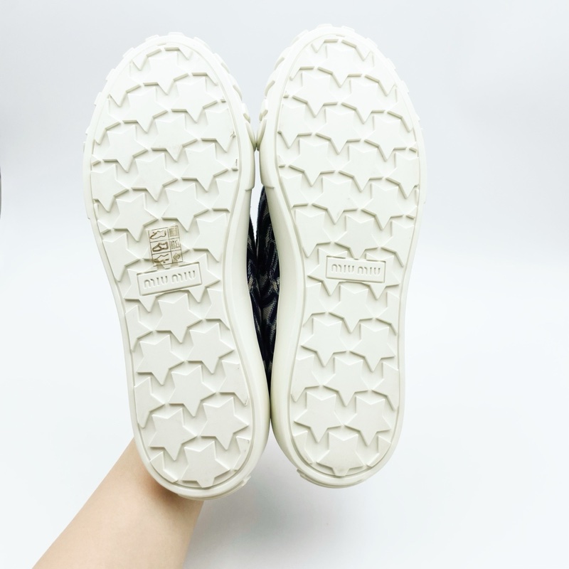 Miumiu繆繆經典款logo餅乾鞋 38.5碼 🈚附件-3