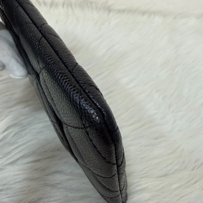 CHANEL AP1704 黑荔枝皮 牛皮 銀釦 一字拉鍊 雙層 手拿包 萬用包-9