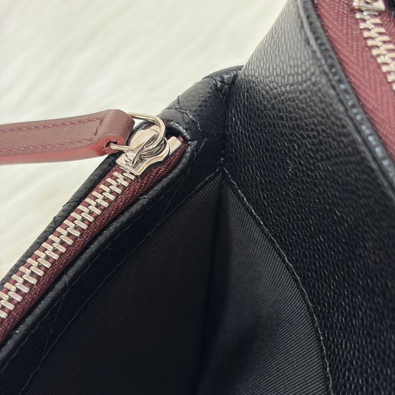 CHANEL AP1704 黑荔枝皮 牛皮 銀釦 一字拉鍊 雙層 手拿包 萬用包-30