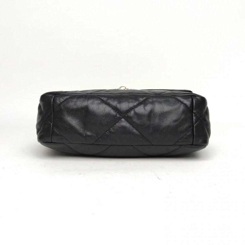 CHANEL 19BAG口蓋包小號黑色羊皮30開金銀扣肩背包-4