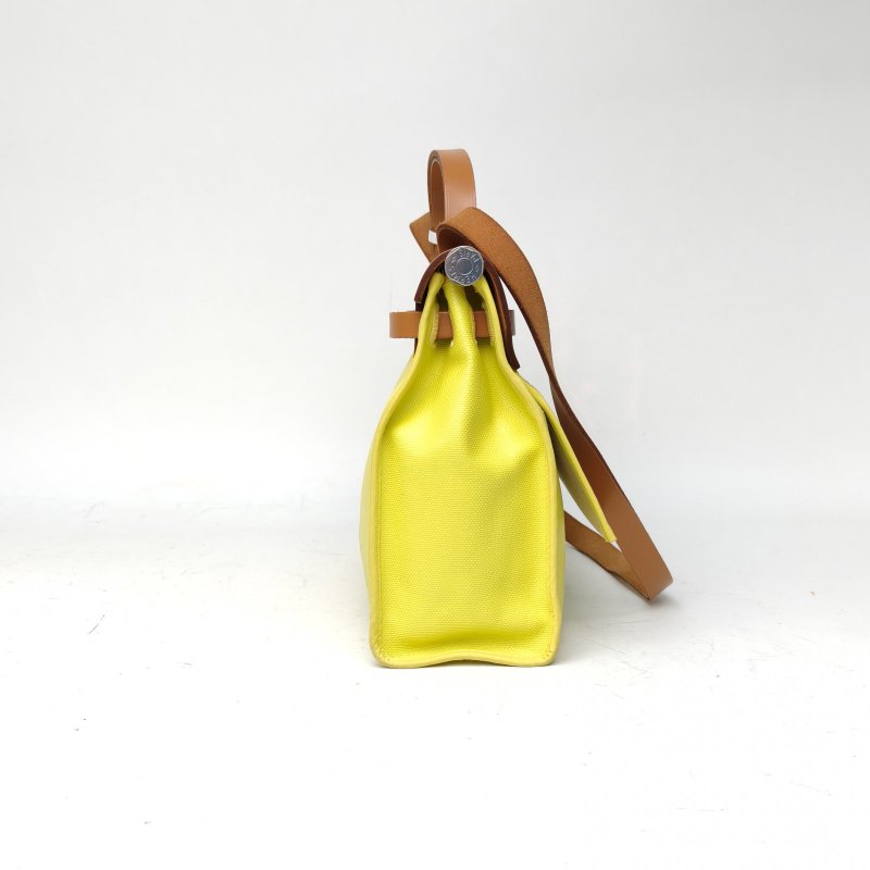 HERMES Herbag31檸檬黃防水帆布A刻銀扣肩背包-1