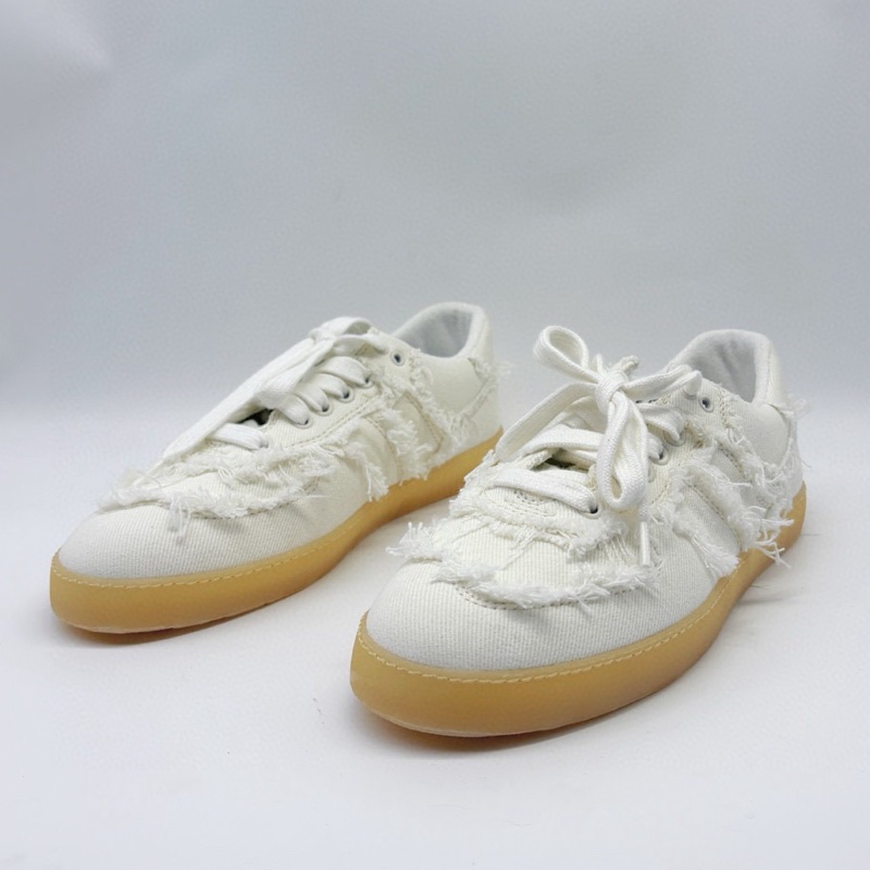 閒置未使用 MIUMIU 24新款流蘇德訓帆布運動休閒鞋 37.5碼  🈚配件-0