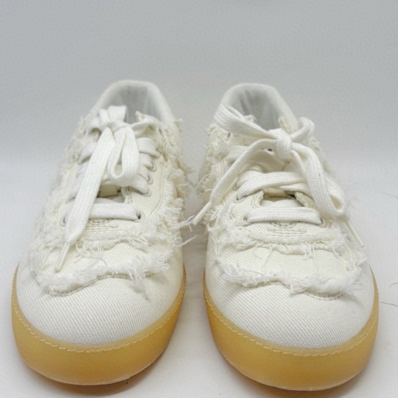閒置未使用 MIUMIU 24新款流蘇德訓帆布運動休閒鞋 37.5碼  🈚配件-1
