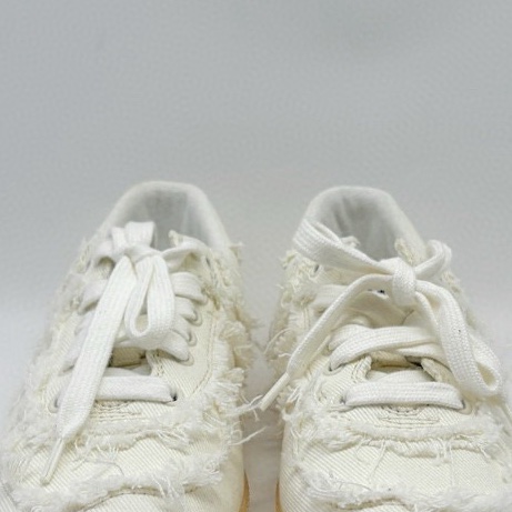 閒置未使用 MIUMIU 24新款流蘇德訓帆布運動休閒鞋 37.5碼  🈚配件-3