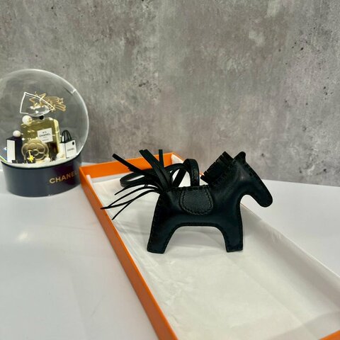 Hermes 黑色小馬2023離櫃