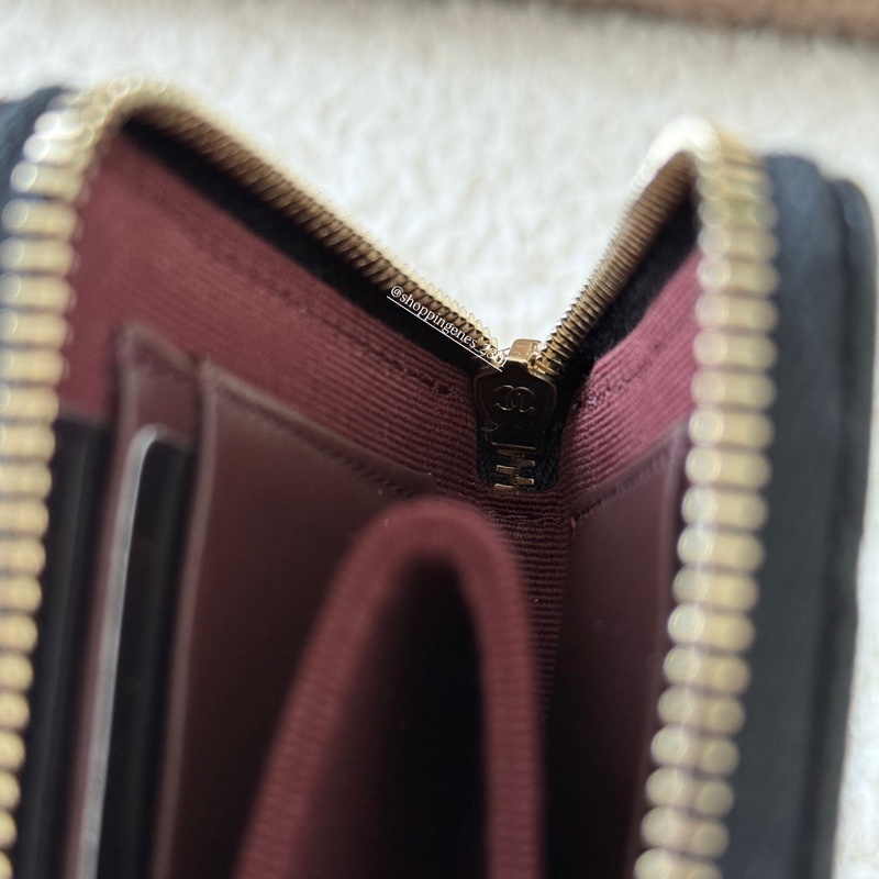 香奈兒 Chanel 經典黑金 荔枝牛皮 方形短夾-9