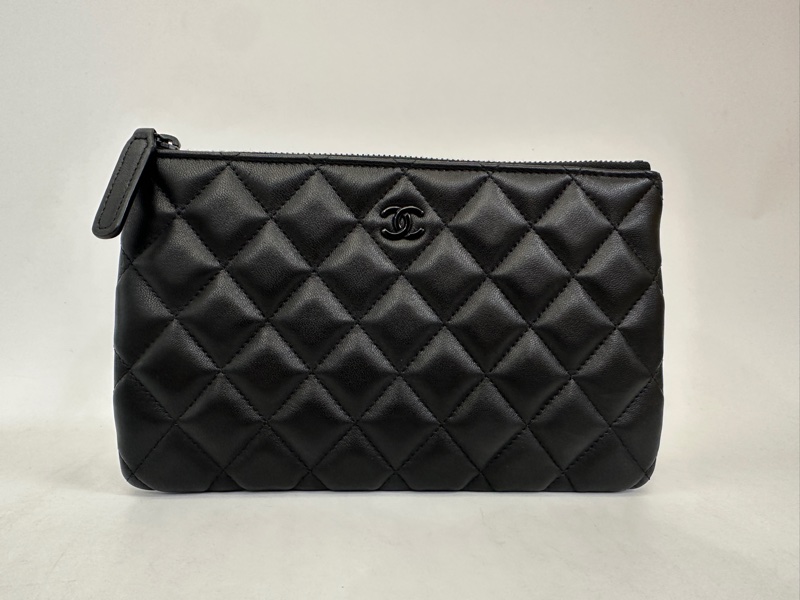 Chanel 黑羊皮一字拉零錢卡包-0