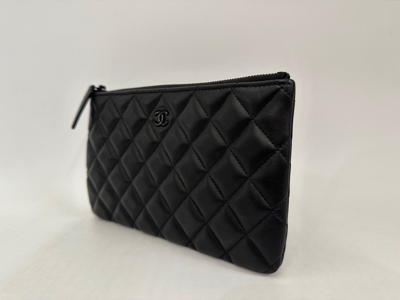 Chanel 黑羊皮一字拉零錢卡包-2