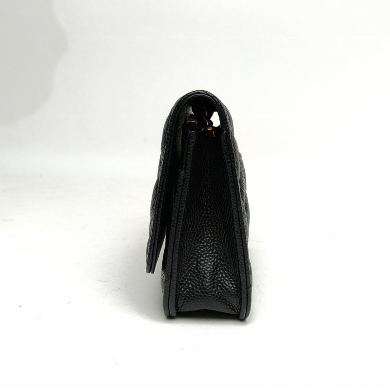 CHANEL CFWOC19黑色荔枝牛皮晶片開金扣肩背包-1