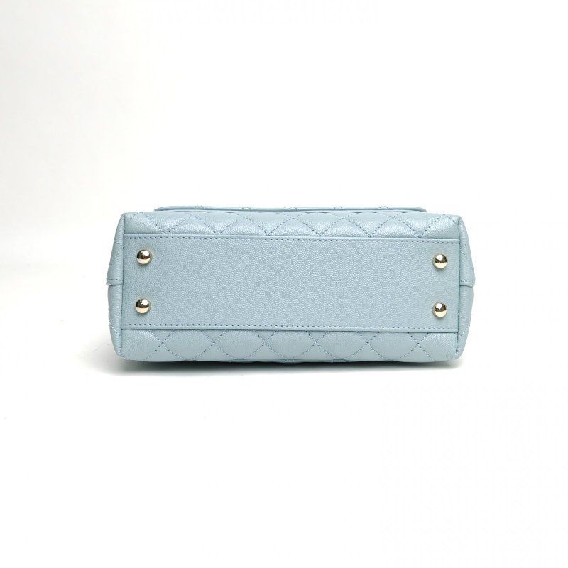 CHANEL CocoHandle小號嬰兒藍荔枝牛皮晶片金扣肩背包-4