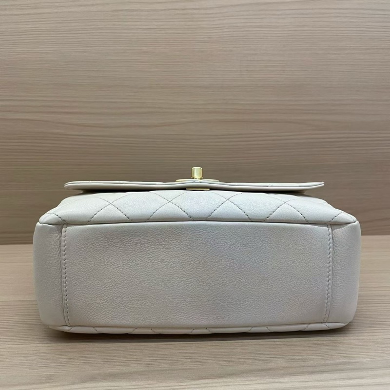 NO:D19 Chanel香奈兒 郵差包米色 牛皮中號 2019年 28開 手提單肩斜挎鏈條包 尺寸底長22*高15*寬8* 有卡 無塵袋無盒子-5