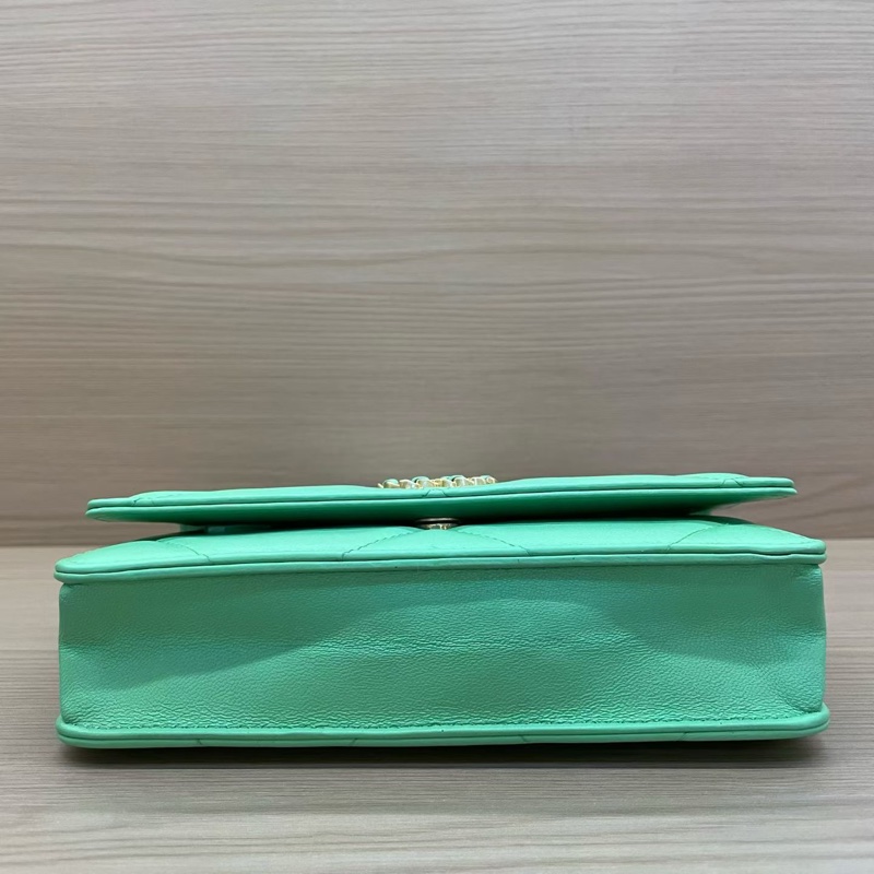 NO:D20 Chanel香奈兒 Leboy woc淺綠色羊皮 手提斜挎鏈條包 2020年 30開 有卡 無塵袋無盒子 尺寸底長19*高12*-4