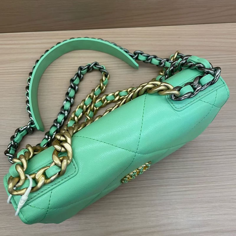 NO:D20 Chanel香奈兒 Leboy woc淺綠色羊皮 手提斜挎鏈條包 2020年 30開 有卡 無塵袋無盒子 尺寸底長19*高12*-5