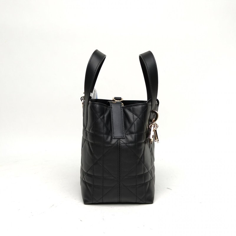 DIOR Toujours豎版小號16黑色牛皮金扣肩背包-3