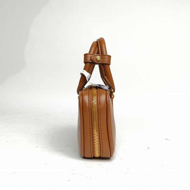 MIU MIU Arcadiemini19.5棕色牛皮肩背包-1