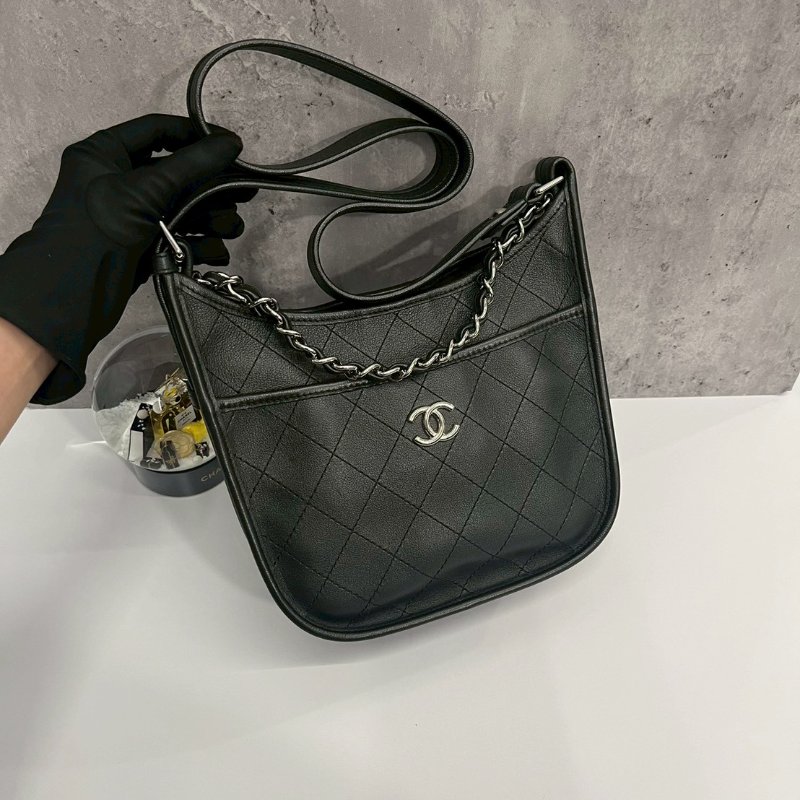 Chanel hobo黑銀牛-0