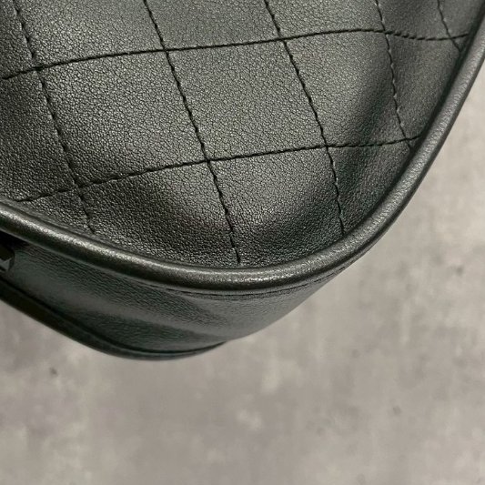 Chanel hobo黑銀牛-6