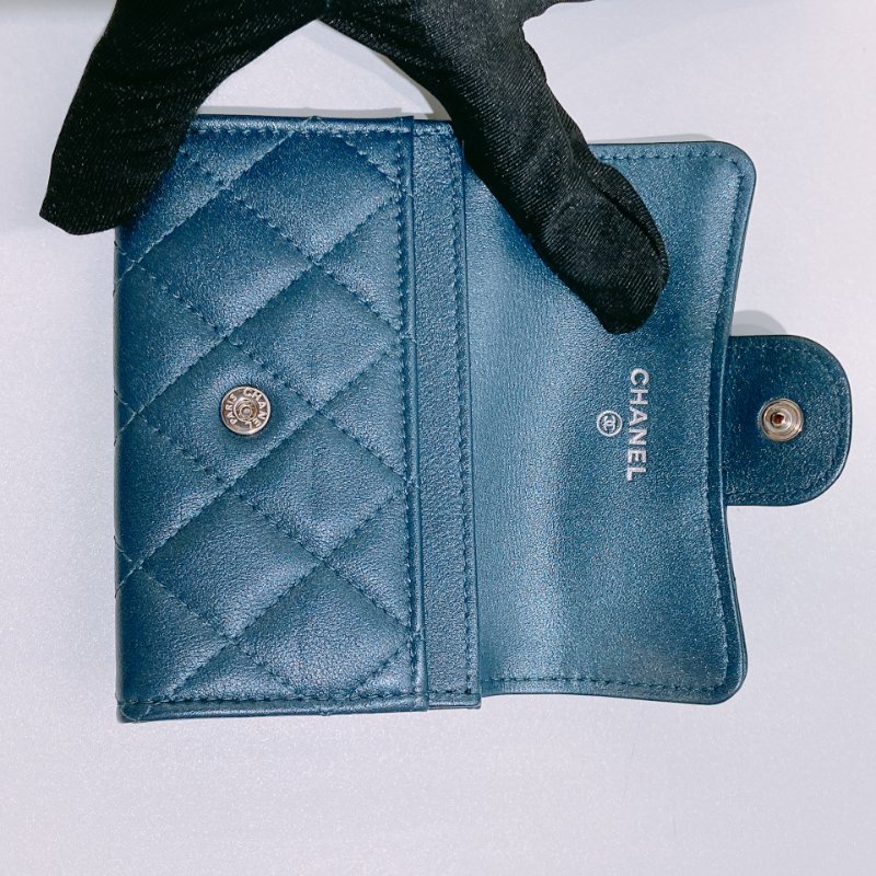 TW4822	Chanel 香奈兒經典翻蓋式卡包 Classic Flap Card Holder Lambskin Navy x Black-8