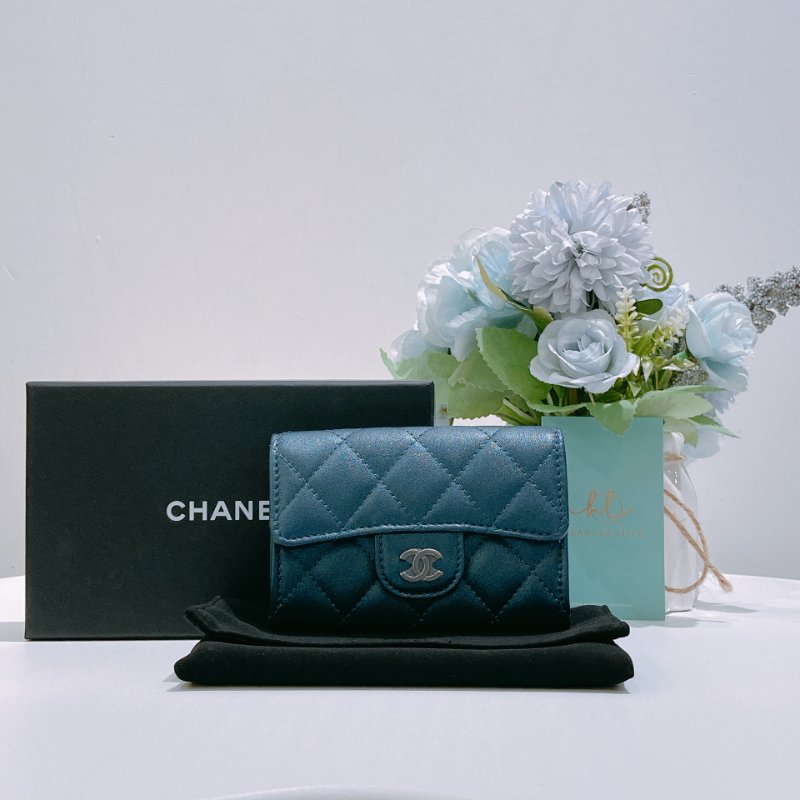 TW4822	Chanel 香奈兒經典翻蓋式卡包 Classic Flap Card Holder Lambskin Navy x Black-10